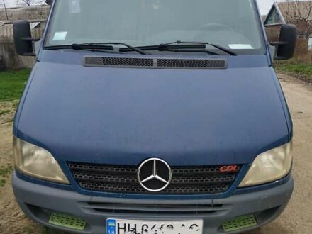 Синий Мерседес Sprinter, объемом двигателя 2.9 л и пробегом 700 тыс. км за 6300 $, фото 1 на Automoto.ua