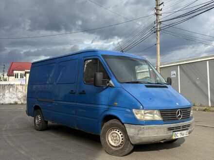Мерседес Sprinter 1998 у Стрые на Automoto.ua Синій Мерседес Sprinter, об'ємом двигуна 2.9 л та пробігом 3 тис. км за 3300 $, фото 1 на Automoto.ua