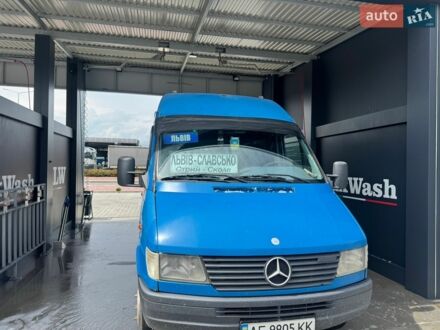 Синий Мерседес Sprinter, объемом двигателя 2.87 л и пробегом 820 тыс. км за 10000 $, фото 1 на Automoto.ua