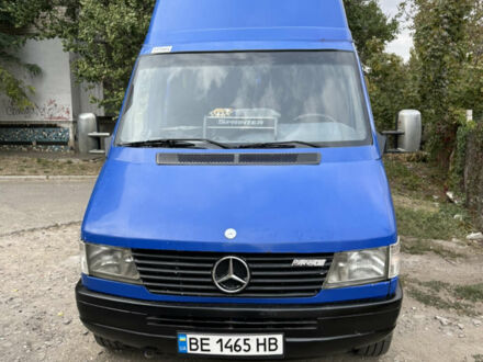 Синий Мерседес Sprinter, объемом двигателя 2.87 л и пробегом 1000 тыс. км за 7000 $, фото 1 на Automoto.ua