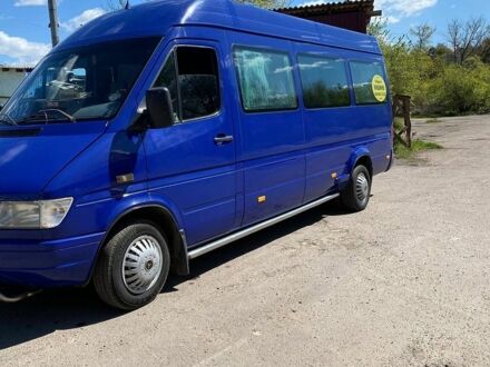 Синий Мерседес Sprinter, объемом двигателя 2.87 л и пробегом 800 тыс. км за 8000 $, фото 1 на Automoto.ua