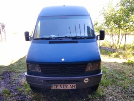 Синий Мерседес Sprinter, объемом двигателя 2.9 л и пробегом 200 тыс. км за 4817 $, фото 1 на Automoto.ua