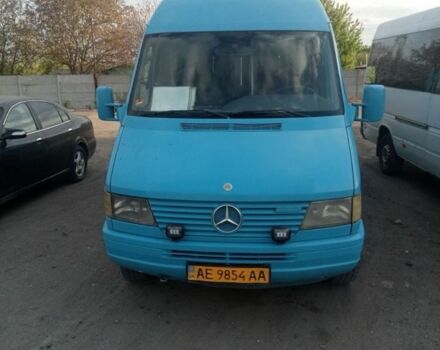 Синій Мерседес Sprinter, об'ємом двигуна 2.9 л та пробігом 500 тис. км за 6000 $, фото 1 на Automoto.ua