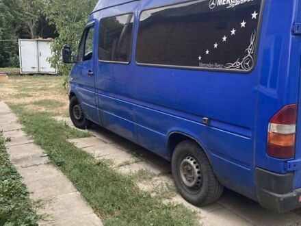 Синий Мерседес Sprinter, объемом двигателя 2.87 л и пробегом 740 тыс. км за 7000 $, фото 1 на Automoto.ua