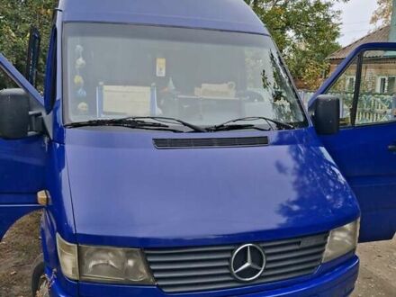 Мерседес Sprinter 1999 в Кривом Роге на Automoto.ua Синий Мерседес Sprinter, объемом двигателя 2.9 л и пробегом 450 тыс. км за 8100 $, фото 1 на Automoto.ua