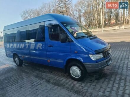 Синий Мерседес Sprinter, объемом двигателя 2.87 л и пробегом 530 тыс. км за 7900 $, фото 1 на Automoto.ua