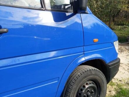 Мерседес Sprinter 1999 в Черкассах на Automoto.ua Синий Мерседес Sprinter, объемом двигателя 2.9 л и пробегом 385 тыс. км за 7200 $, фото 1 на Automoto.ua