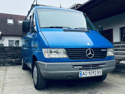 Мерседес Sprinter 1999 в Мукачеве на Automoto.ua Синий Мерседес Sprinter, объемом двигателя 2.3 л и пробегом 500 тыс. км за 8000 $, фото 1 на Automoto.ua