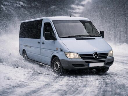 Синій Мерседес Sprinter, об'ємом двигуна 2.2 л та пробігом 390 тис. км за 8100 $, фото 1 на Automoto.ua