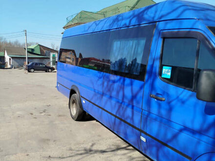 Синій Мерседес Sprinter, об'ємом двигуна 2.7 л та пробігом 150 тис. км за 11500 $, фото 1 на Automoto.ua