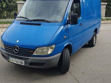 Синій Мерседес Sprinter, об'ємом двигуна 2.15 л та пробігом 663 тис. км за 5300 $, фото 1 на Automoto.ua