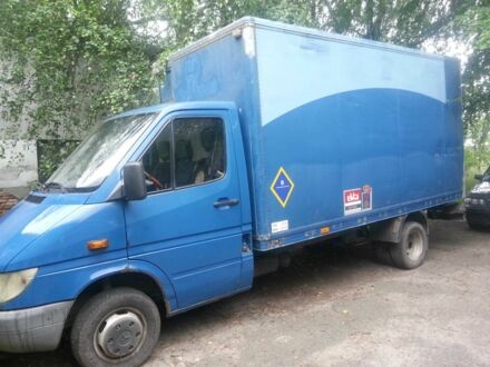 Мерседес Sprinter 2001 у Буске на Automoto.ua Синій Мерседес Sprinter, об'ємом двигуна 2.2 л та пробігом 480 тис. км за 6800 $, фото 1 на Automoto.ua