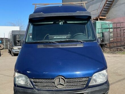 Синій Мерседес Sprinter, об'ємом двигуна 2.15 л та пробігом 880 тис. км за 6900 $, фото 1 на Automoto.ua