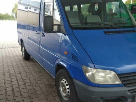 Синий Мерседес Sprinter, объемом двигателя 2.7 л и пробегом 600 тыс. км за 8000 $, фото 1 на Automoto.ua