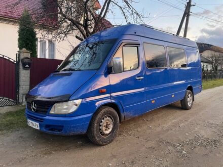 Синий Мерседес Sprinter, объемом двигателя 2.7 л и пробегом 800 тыс. км за 7950 $, фото 1 на Automoto.ua