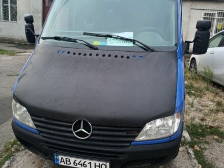 Синий Мерседес Sprinter, объемом двигателя 2.1 л и пробегом 270 тыс. км за 6725 $, фото 1 на Automoto.ua