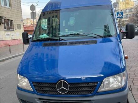 Мерседес Sprinter 2002 в Киеве на Automoto.ua Синий Мерседес Sprinter, объемом двигателя 2.5 л и пробегом 362 тыс. км за 17000 $, фото 1 на Automoto.ua