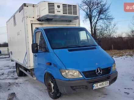 Синий Мерседес Sprinter, объемом двигателя 2.2 л и пробегом 369 тыс. км за 8000 $, фото 1 на Automoto.ua