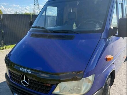 Синий Мерседес Sprinter, объемом двигателя 2.7 л и пробегом 503 тыс. км за 8600 $, фото 1 на Automoto.ua