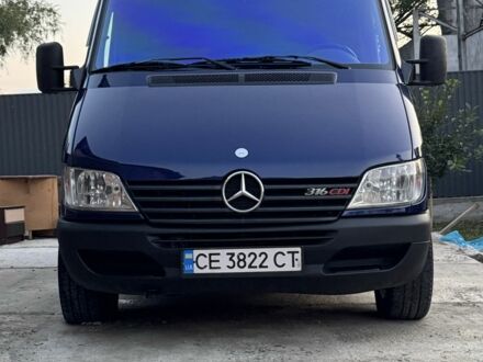 Синий Мерседес Sprinter, объемом двигателя 2.7 л и пробегом 800 тыс. км за 9000 $, фото 1 на Automoto.ua