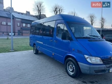 Синій Мерседес Sprinter, об'ємом двигуна 2.15 л та пробігом 550 тис. км за 9000 $, фото 1 на Automoto.ua