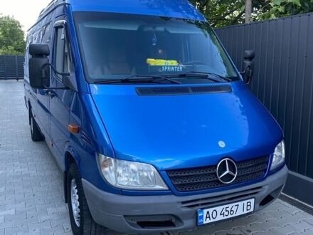 Синій Мерседес Sprinter, об'ємом двигуна 2.15 л та пробігом 611 тис. км за 9700 $, фото 1 на Automoto.ua