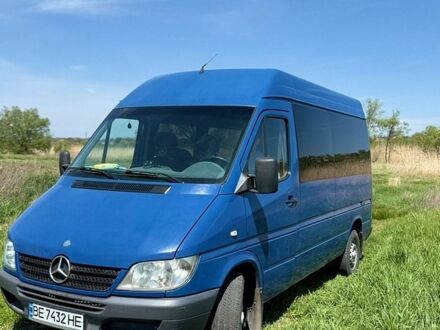 Синій Мерседес Sprinter, об'ємом двигуна 2.69 л та пробігом 402 тис. км за 10800 $, фото 1 на Automoto.ua