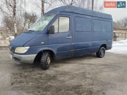 Синий Мерседес Sprinter, объемом двигателя 2.15 л и пробегом 487 тыс. км за 5500 $, фото 1 на Automoto.ua