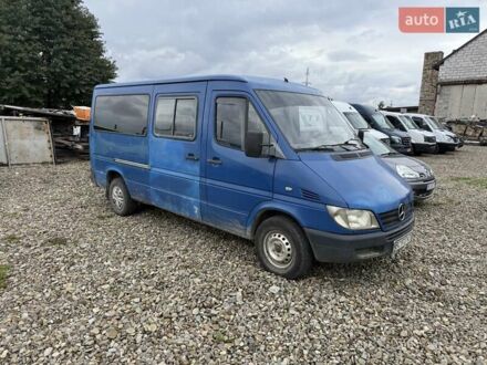 Синий Мерседес Sprinter, объемом двигателя 2.1 л и пробегом 350 тыс. км за 4800 $, фото 1 на Automoto.ua