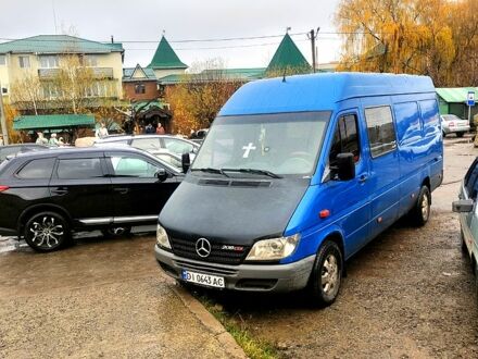 Синій Мерседес Sprinter, об'ємом двигуна 2.7 л та пробігом 200 тис. км за 9200 $, фото 1 на Automoto.ua