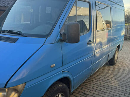 Мерседес Sprinter 2004 у Калуше на Automoto.ua Синій Мерседес Sprinter, об'ємом двигуна 2.1 л та пробігом 300 тис. км за 5300 $, фото 1 на Automoto.ua