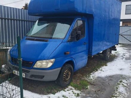 Синій Мерседес Sprinter, об'ємом двигуна 2.2 л та пробігом 700 тис. км за 8500 $, фото 1 на Automoto.ua