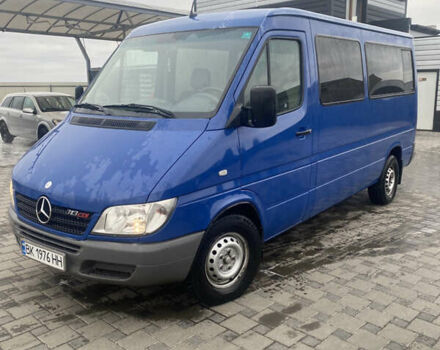 Синій Мерседес Sprinter, об'ємом двигуна 2.1 л та пробігом 439 тис. км за 8200 $, фото 1 на Automoto.ua