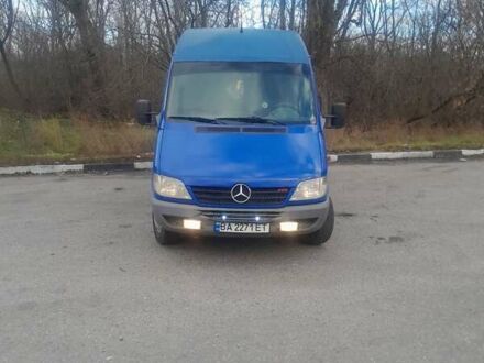 Синій Мерседес Sprinter, об'ємом двигуна 2.15 л та пробігом 771 тис. км за 8500 $, фото 1 на Automoto.ua