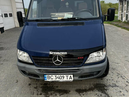 Мерседес Sprinter 2004 в Яворове на Automoto.ua Синий Мерседес Sprinter, объемом двигателя 2.1 л и пробегом 470 тыс. км за 8800 $, фото 1 на Automoto.ua
