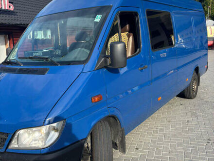 Мерседес Sprinter 2004 у Івано-Франківську на Automoto.ua Синій Мерседес Sprinter, об'ємом двигуна 2.7 л та пробігом 450 тис. км за 10500 $, фото 1 на Automoto.ua