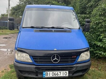 Синій Мерседес Sprinter, об'ємом двигуна 2.15 л та пробігом 350 тис. км за 8950 $, фото 1 на Automoto.ua