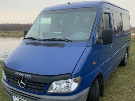 Синій Мерседес Sprinter, об'ємом двигуна 2.1 л та пробігом 650 тис. км за 7600 $, фото 1 на Automoto.ua