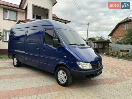 Синий Мерседес Sprinter, объемом двигателя 2.69 л и пробегом 128 тыс. км за 8999 $, фото 1 на Automoto.ua