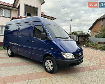 Синий Мерседес Sprinter, объемом двигателя 2.69 л и пробегом 128 тыс. км за 8999 $, фото 1 на Automoto.ua
