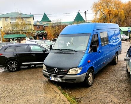 Синий Мерседес Sprinter, объемом двигателя 2.7 л и пробегом 200 тыс. км за 9200 $, фото 1 на Automoto.ua