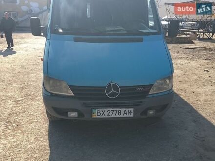 Синий Мерседес Sprinter, объемом двигателя 2.15 л и пробегом 860 тыс. км за 7100 $, фото 1 на Automoto.ua