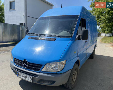 Синій Мерседес Sprinter, об'ємом двигуна 2.15 л та пробігом 655 тис. км за 6500 $, фото 1 на Automoto.ua