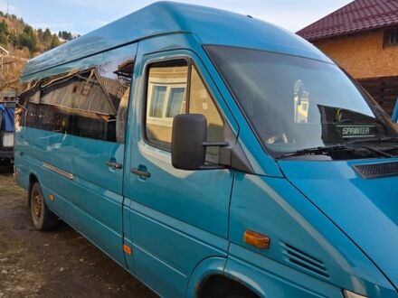 Синій Мерседес Sprinter, об'ємом двигуна 2.7 л та пробігом 280 тис. км за 10422 $, фото 1 на Automoto.ua