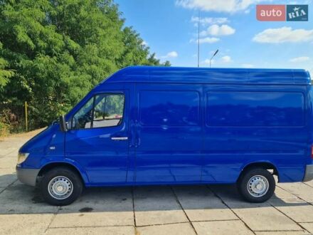 Мерседес Sprinter 2005 в Смеле на Automoto.ua Синий Мерседес Sprinter, объемом двигателя 2.7 л и пробегом 290 тыс. км за 14000 $, фото 1 на Automoto.ua