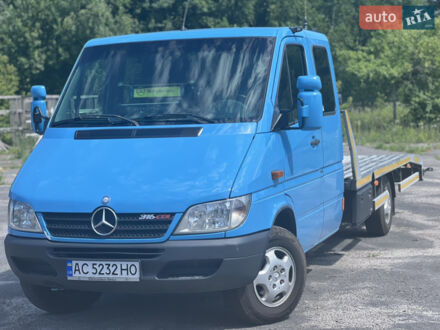 Синий Мерседес Sprinter, объемом двигателя 2.69 л и пробегом 600 тыс. км за 14500 $, фото 1 на Automoto.ua