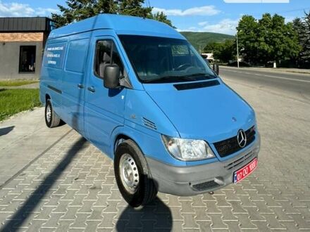 Синий Мерседес Sprinter, объемом двигателя 2.69 л и пробегом 272 тыс. км за 13500 $, фото 1 на Automoto.ua