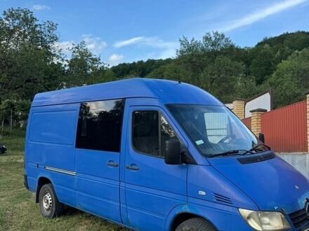 Синій Мерседес Sprinter, об'ємом двигуна 2.15 л та пробігом 270 тис. км за 5000 $, фото 1 на Automoto.ua