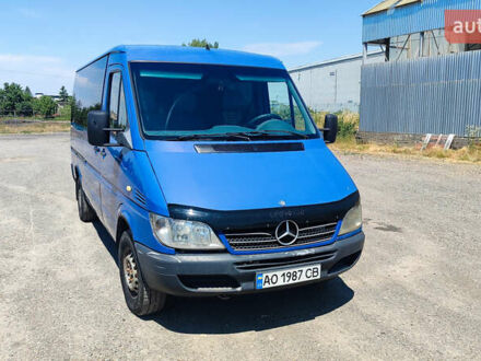 Мерседес Sprinter 2006 в Виноградове на Automoto.ua Синий Мерседес Sprinter, объемом двигателя 2.2 л и пробегом 530 тыс. км за 7500 $, фото 1 на Automoto.ua