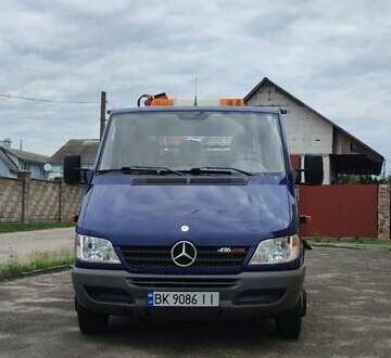 Синій Мерседес Sprinter, об'ємом двигуна 2.7 л та пробігом 264 тис. км за 27200 $, фото 1 на Automoto.ua